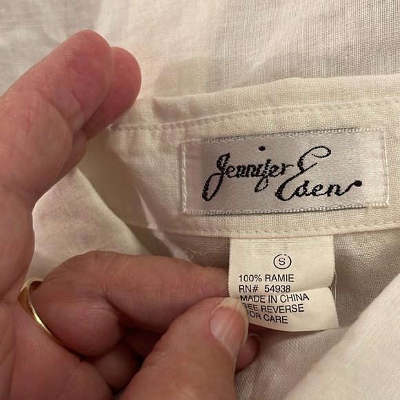 Jennifer‎ Eaen white women’s sz S short sleeve button up embroidery 💯 % RAMIE - Picture 8 of 9
